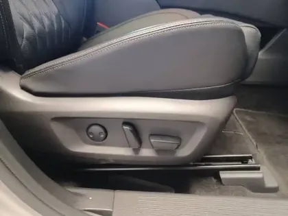 Photo 14 Nissan X-trail  e-POWER 213 ch e-4ORCE 5 Places