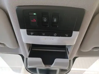 Photo 191 Nissan X-trail  e-POWER 213 ch e-4ORCE 5 Places