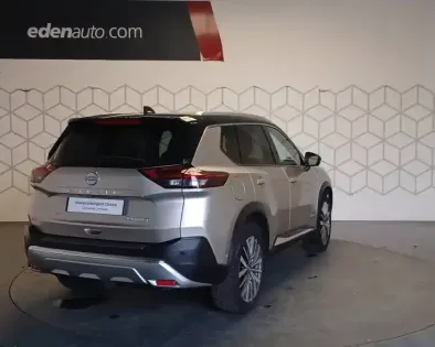 Photo 5 Nissan X-trail  e-POWER 213 ch e-4ORCE 5 Places