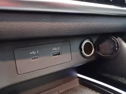 Photo 113 Nissan X-trail  e-POWER 213 ch e-4ORCE 5 Places