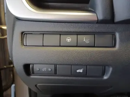 Photo 27 Nissan X-trail  e-POWER 213 ch e-4ORCE 5 Places