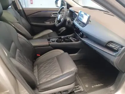 Photo 79 Nissan X-trail  e-POWER 213 ch e-4ORCE 5 Places