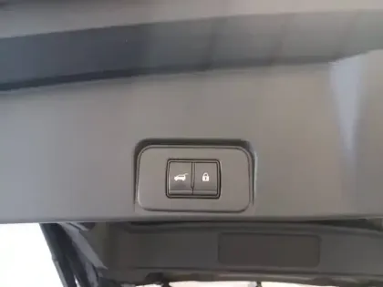 Photo 91 Nissan X-trail  e-POWER 213 ch e-4ORCE 5 Places