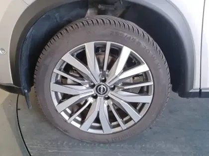 Photo 129 Nissan X-trail  e-POWER 213 ch e-4ORCE 5 Places