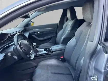 Photo 10 Peugeot 508  BlueHDi 130 ch S&S BVM6