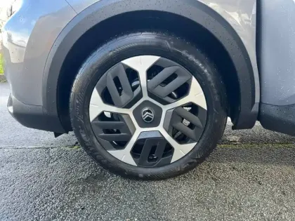 Photo 12 Citroën C4  Hybride 145 e-DCS6