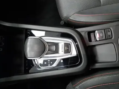 Photo 81 Renault Arkana  E-Tech 145 - 21B