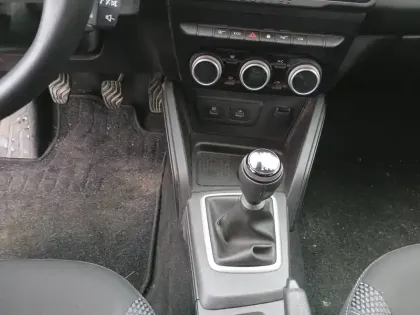 Photo 12 Dacia Duster  ECO-G 100 4x2