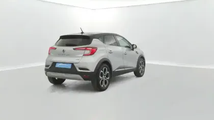 Photo 13 Renault Captur  E-Tech 145 - 21