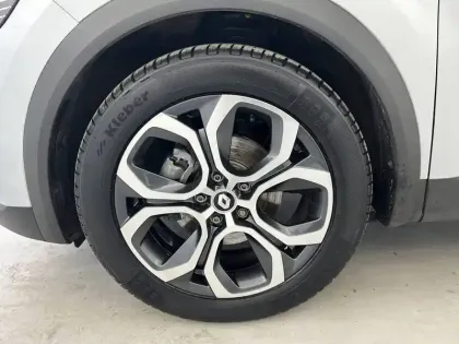 Photo 27 Renault Captur  E-Tech 145 - 21