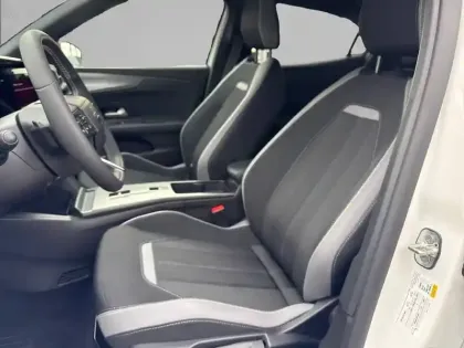 Photo 10 Opel Mokka  1.2 Turbo Hybrid 136 ch e-DCT6