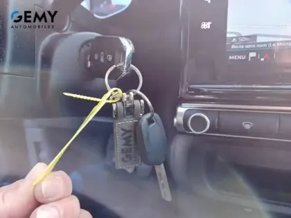 Photo 17 Citroën C3 Gén. III Ph2 ELLE 5