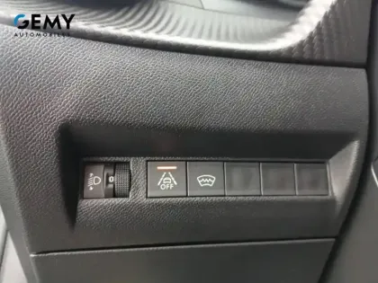 Photo 57 Peugeot 2008  BlueHDi 110 S&S BVM6