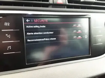 Photo 19 Citroën C4 Grand  Spacetourer BlueHDi 130 S&S BVM6