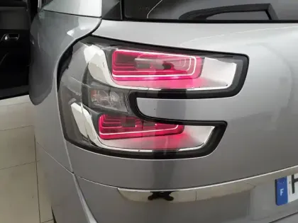 Photo 16 Citroën C4 Grand  Spacetourer BlueHDi 130 S&S BVM6