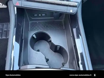 Photo 35 Renault Austral  E-Tech hybrid 200