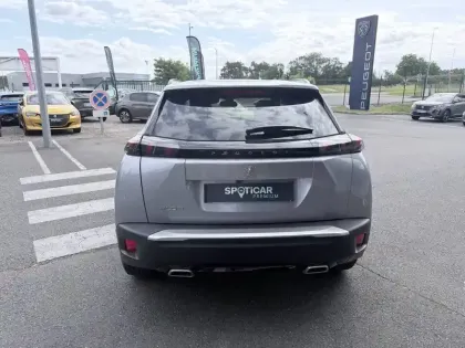 Photo 5 Peugeot 2008  PureTech 130 S&S EAT8