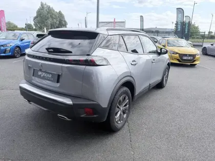 Photo 6 Peugeot 2008  PureTech 130 S&S EAT8