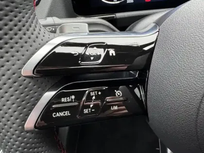 Photo 35 Mercedes GLA  200 d 8G-DCT