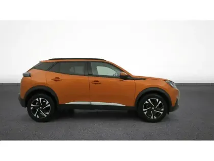 Photo 41 Peugeot 2008  PureTech 130 S&S BVM6