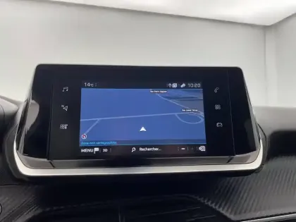 Photo 83 Peugeot 2008  PureTech 130 S&S BVM6