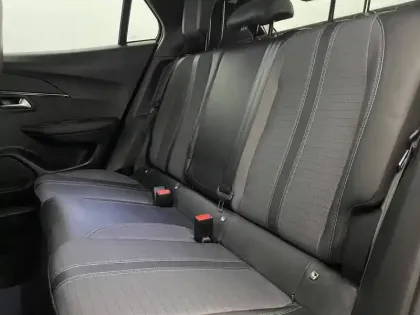 Photo 78 Peugeot 2008  PureTech 130 S&S BVM6