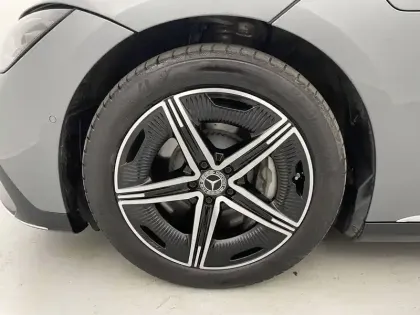 Photo 17 Mercedes Classe E EQE 350