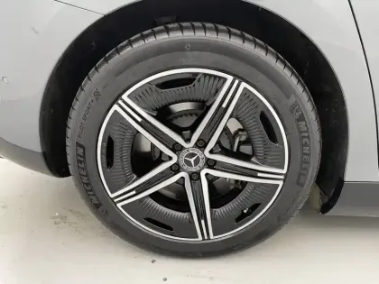 Photo 18 Mercedes Classe E EQE 350