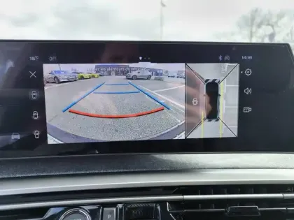 Photo 38 Peugeot 3008  Hybrid 145 e-DCS6