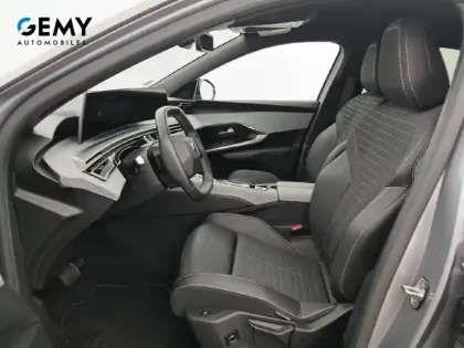Photo 48 Peugeot 3008  Hybrid 136 e-DCS6