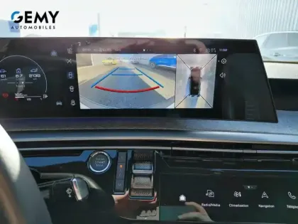 Photo 11 Peugeot 3008  Hybrid 136 e-DCS6