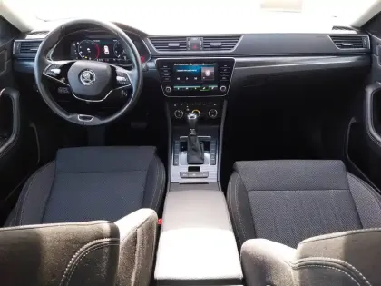 Photo 130 Skoda Superb  Combi 2.0 TDI 150 SCR DSG7