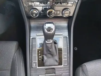 Photo 32 Skoda Superb  Combi 2.0 TDI 150 SCR DSG7