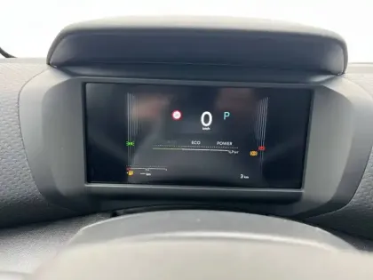 Photo 30 Citroën C4  Hybride 145 e-DCS6