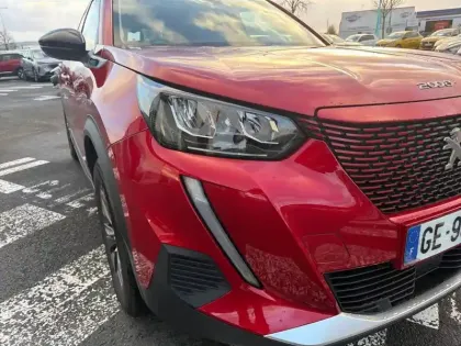 Photo 15 Peugeot 2008  Electrique 136 ch