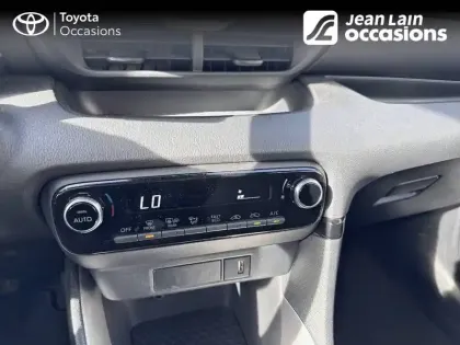 Photo 13 Toyota Yaris  Hybride 116h
