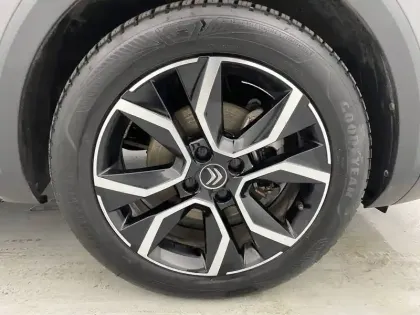 Photo 44 Citroën C4 e- 136 ch Automatique