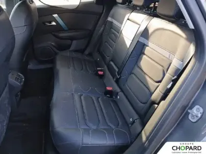 Photo 17 Citroën C4 e- 136 ch Automatique