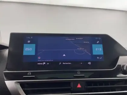 Photo 46 Citroën C4 e- 136 ch Automatique