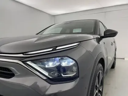 Photo 59 Citroën C4 e- 136 ch Automatique