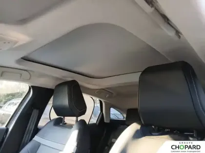 Photo 20 Citroën C4 e- 136 ch Automatique