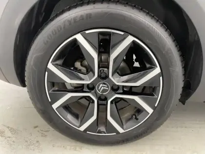 Photo 45 Citroën C4 e- 136 ch Automatique