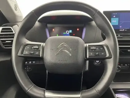 Photo 49 Citroën C4 e- 136 ch Automatique