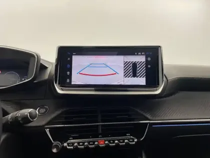 Photo 31 Peugeot 208 Gén. II Ph2 GT 5