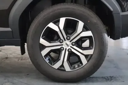 Photo 102 Dacia Duster  Hybrid 140