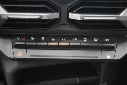 Photo 53 Dacia Duster  Hybrid 140