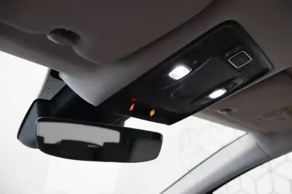 Photo 32 Renault Captur  E-Tech Plug-in 160