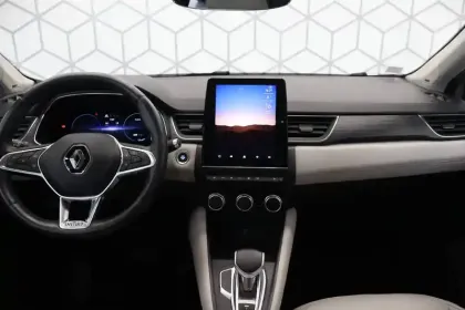 Photo 35 Renault Captur  E-Tech Plug-in 160