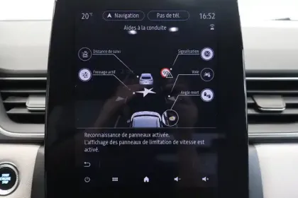 Photo 9 Renault Captur  E-Tech Plug-in 160