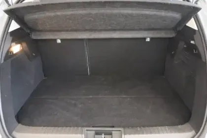 Photo 7 Renault Captur  E-Tech Plug-in 160